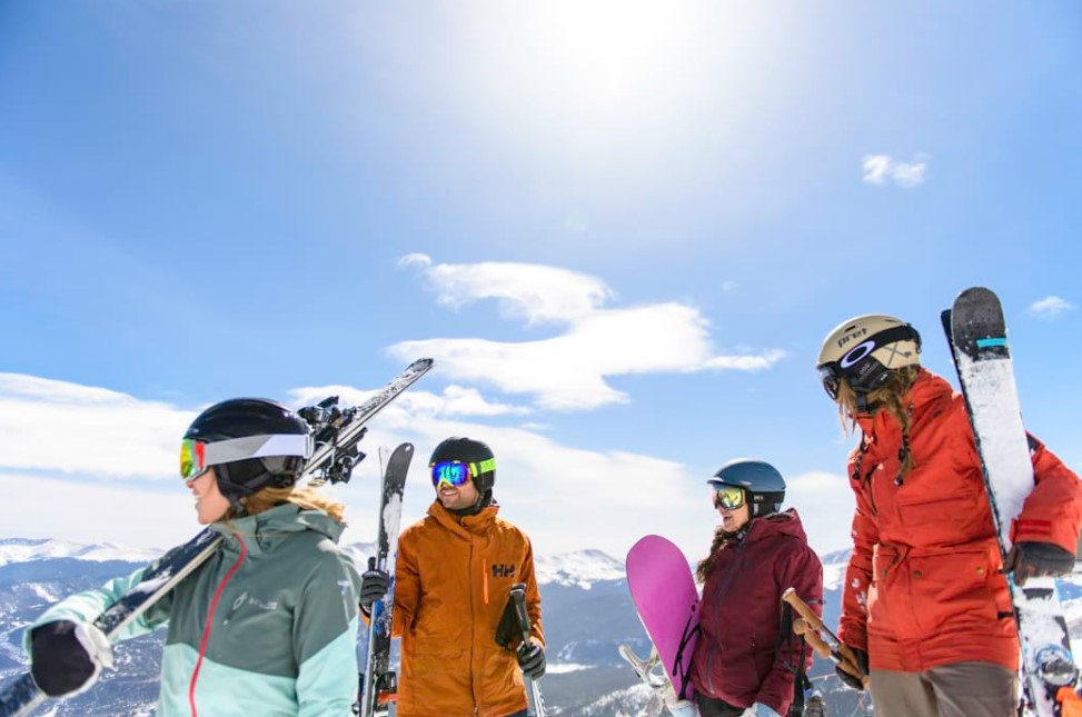 What Beginners Need to Know About Renting Skis